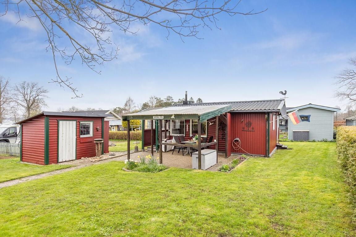 Stuga Pa Ringsjoes Camping Villa Hörby Buitenkant foto